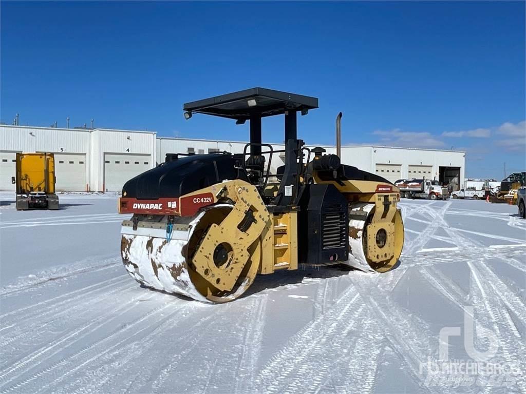 Dynapac CC432V Tandem Valser
