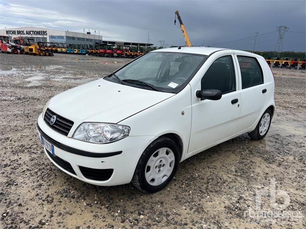 Fiat PUNTO Personbiler