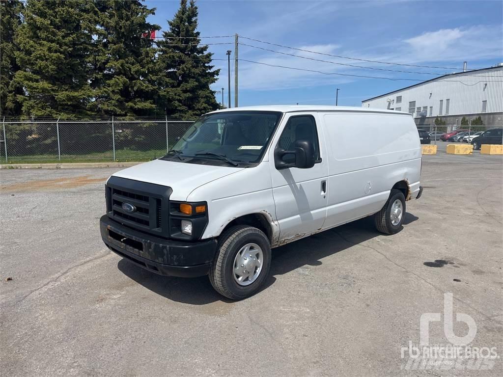 Ford E-250 Skapbiler Frys/kjøl/varme