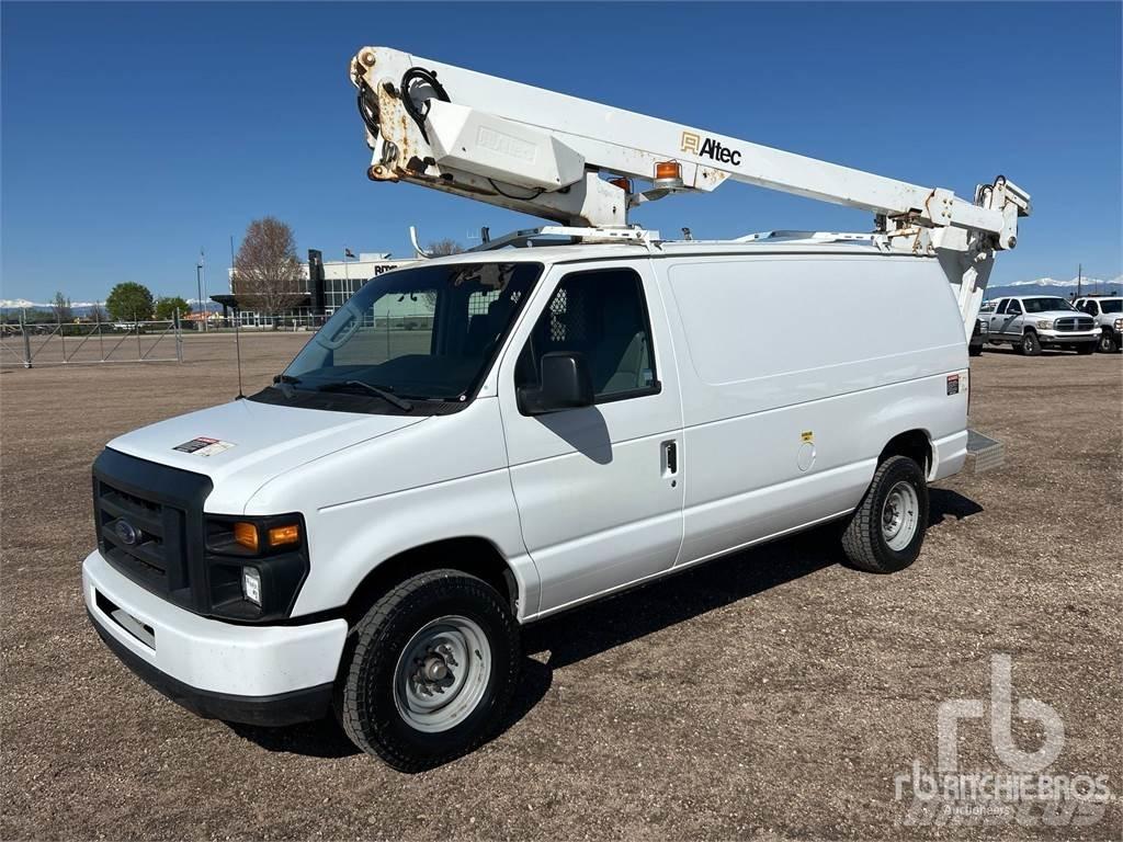 Ford E350 Tilhengerlifter