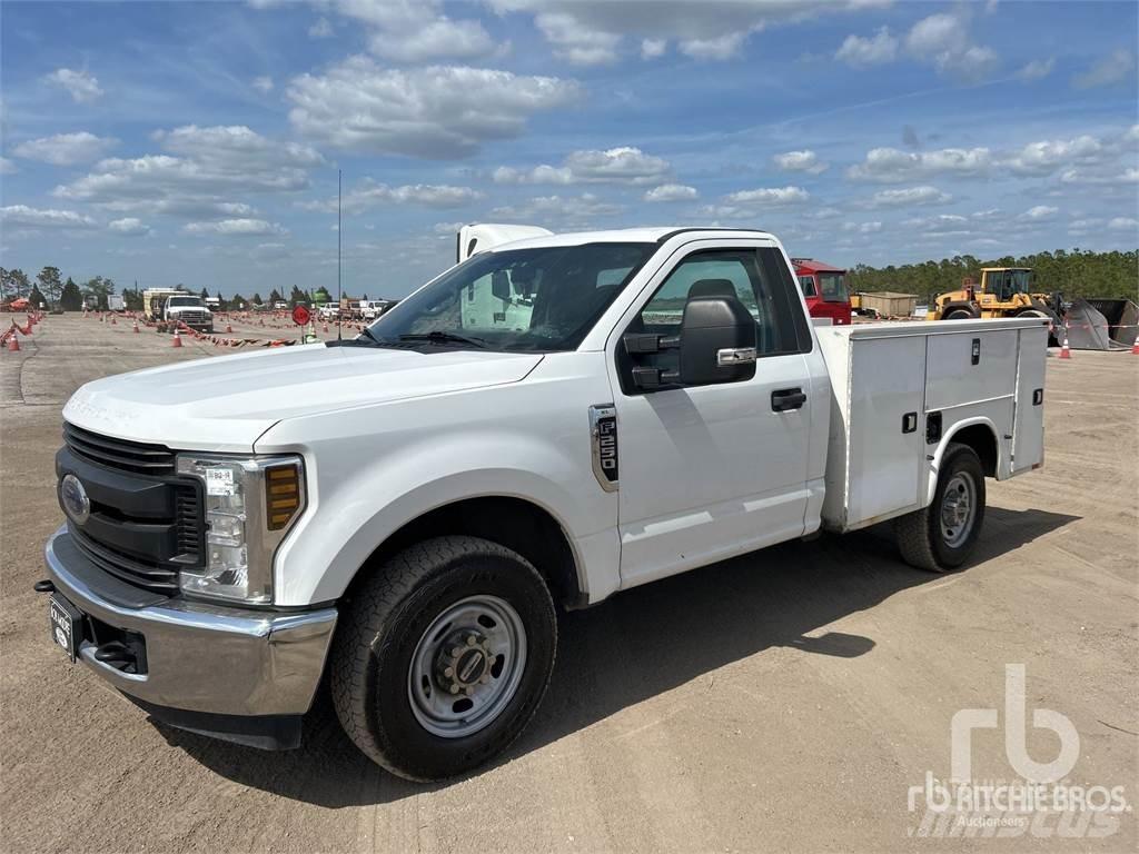 Ford F-250 Kommunalt / generelt kjøretøy