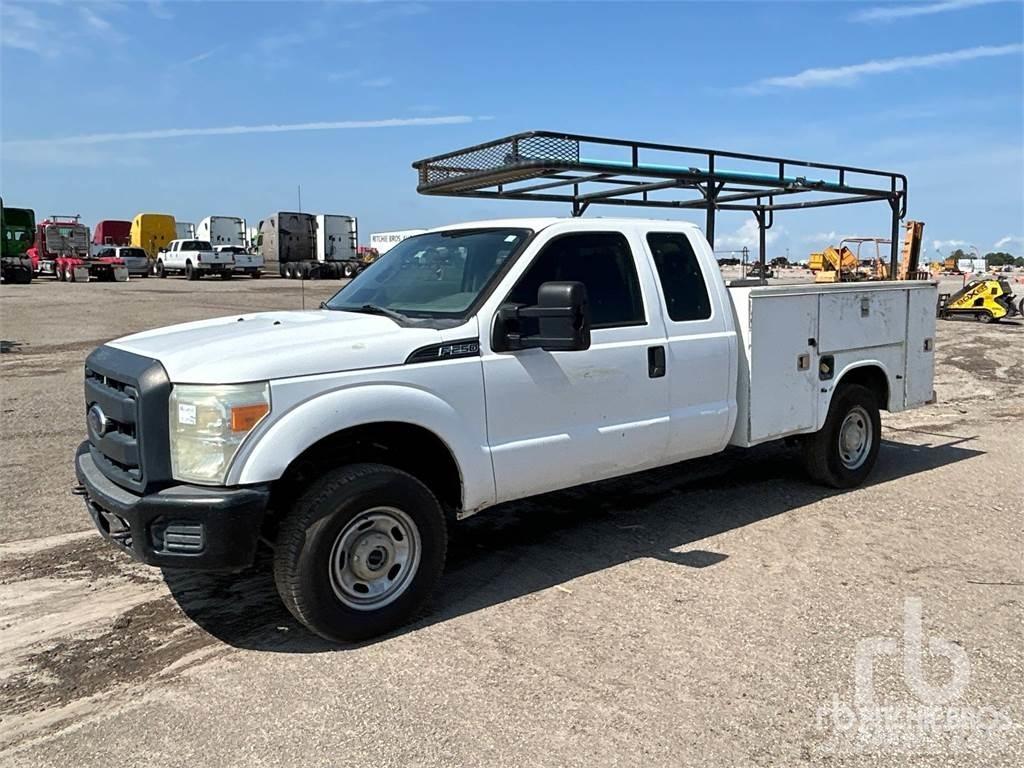 Ford F-250 Kommunalt / generelt kjøretøy