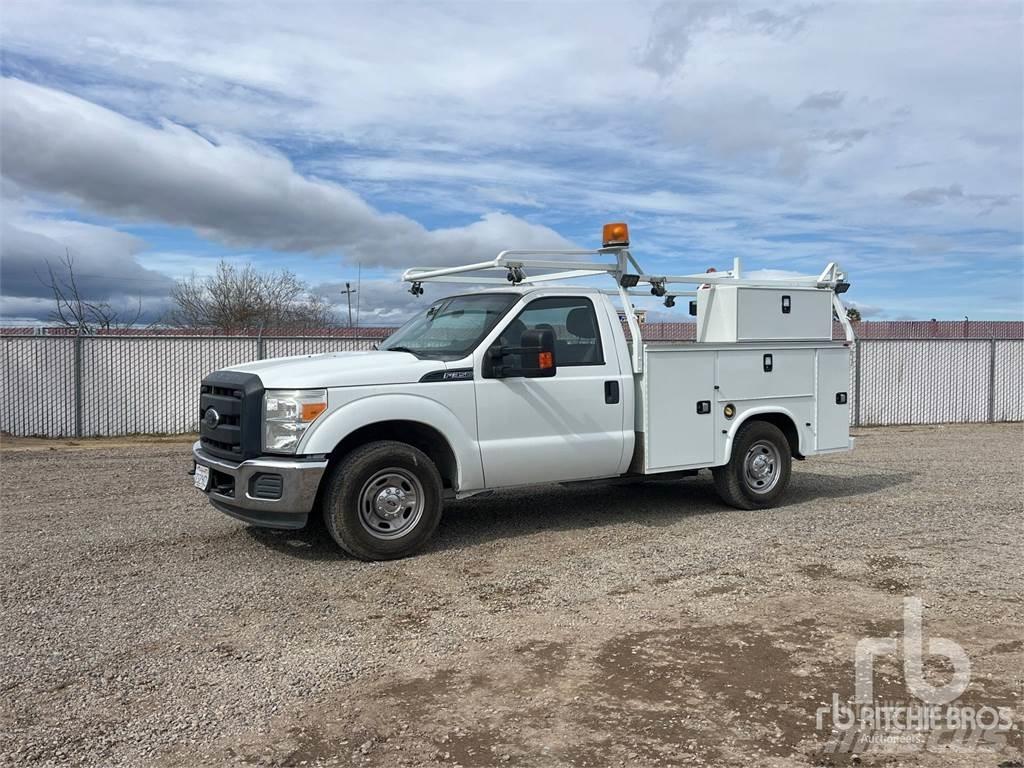 Ford F-350 Kommunalt / generelt kjøretøy