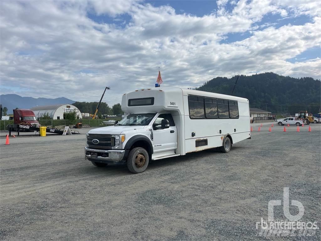 Ford F-550 Intercity busser
