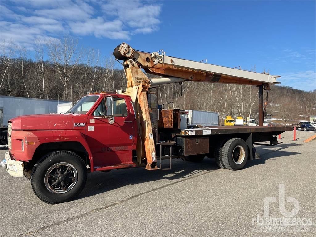 Ford F-700 Kranbil
