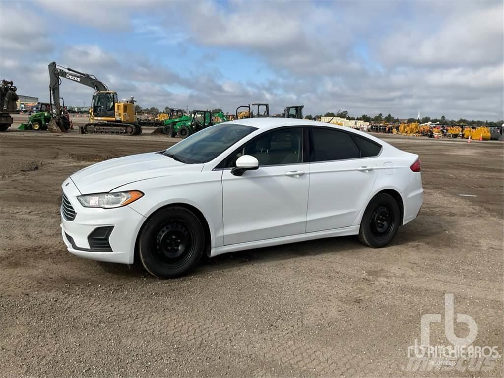 Ford FUSION Personbiler