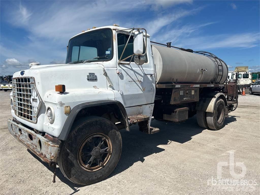 Ford LN8000 Asfalt/tjære sprøyter