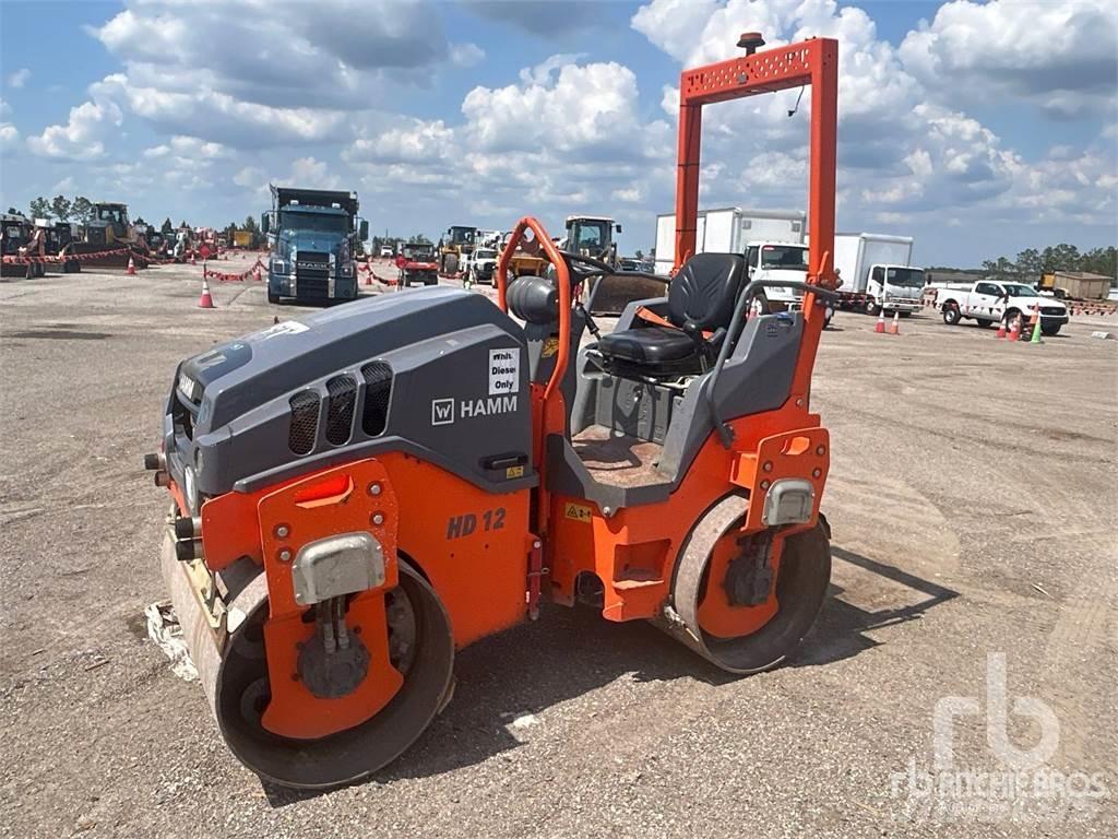 Hamm 12VV Tandem Valser