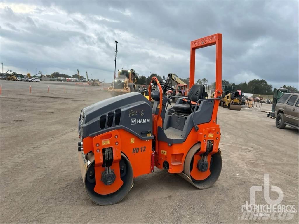 Hamm HD12VV Tandem Valser