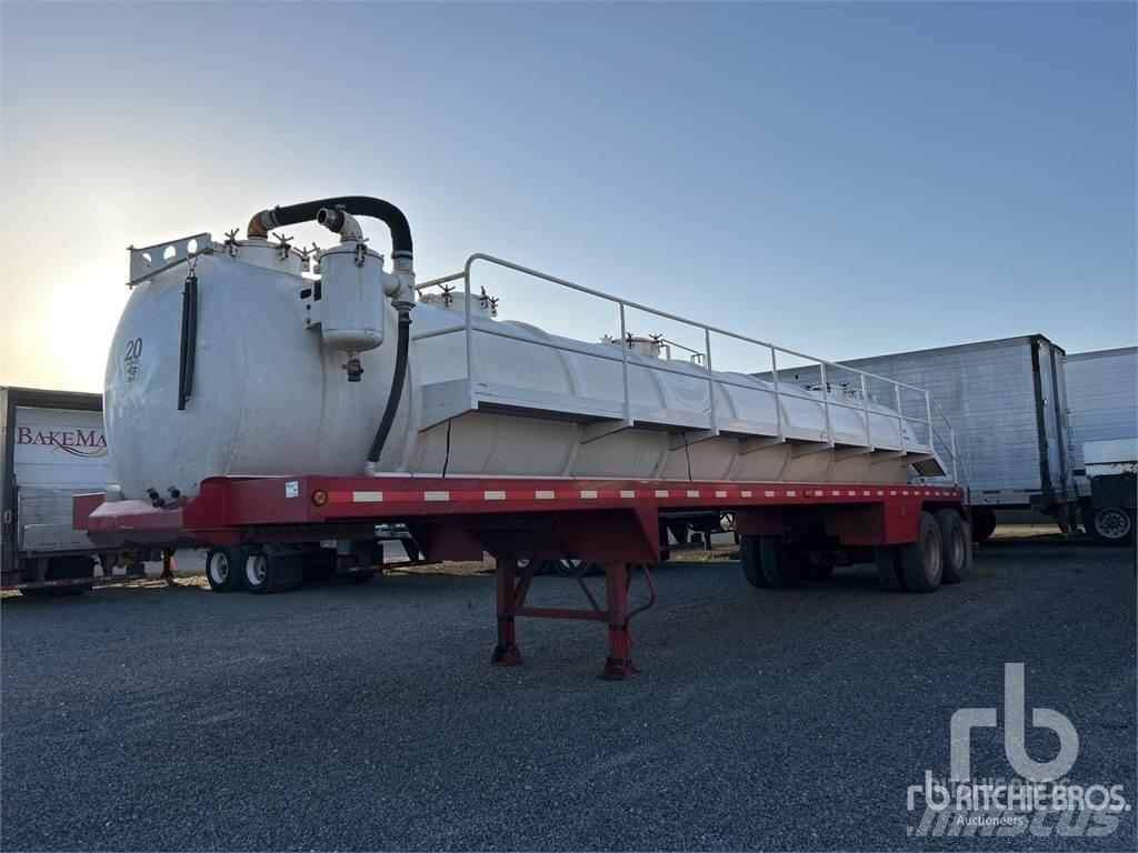  IRON LITE VAC Tanktrailere