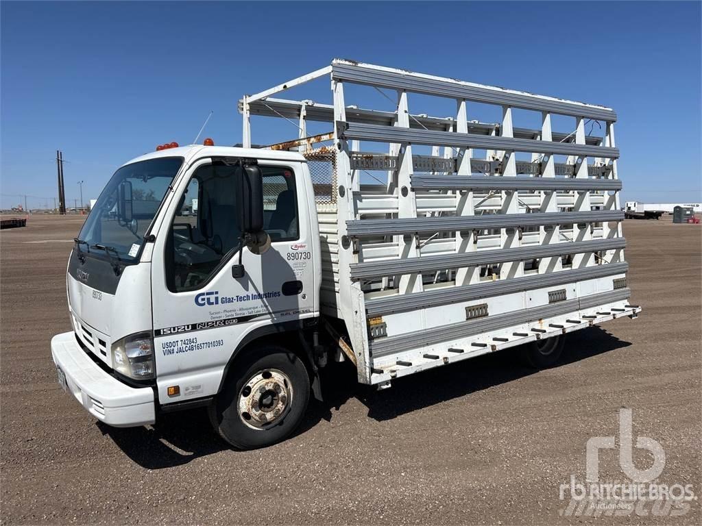 Isuzu NPR Andre lastebiler