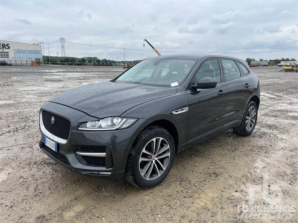 Jaguar F-PACE Pickup/planbiler