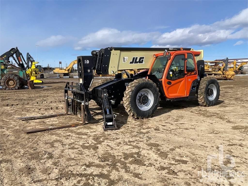 JLG 1055 Teleskoplastere