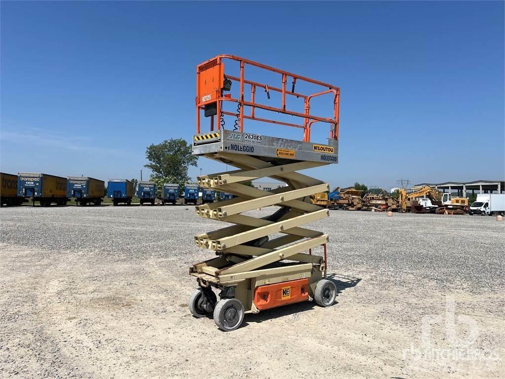 JLG 2630ES Sakselifter