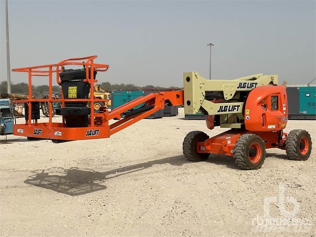 JLG 450AJ Leddede bomlifter