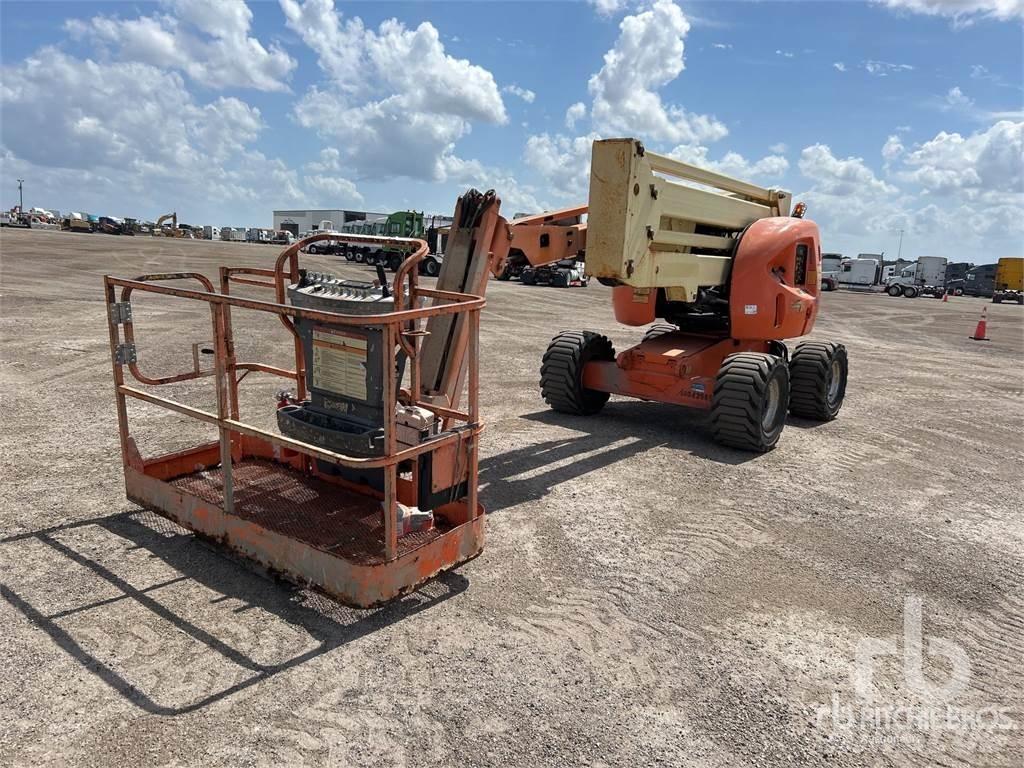 JLG 450AJ Leddede bomlifter