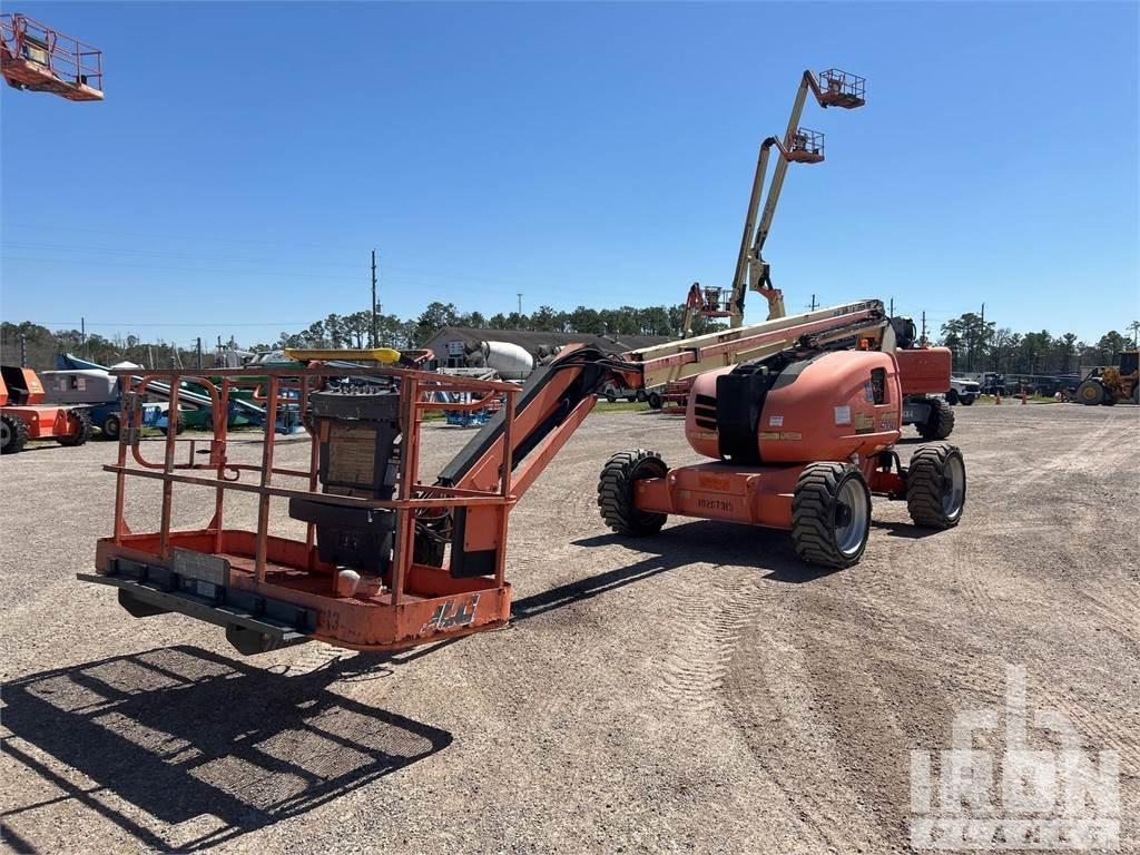JLG 600AJ Leddede bomlifter