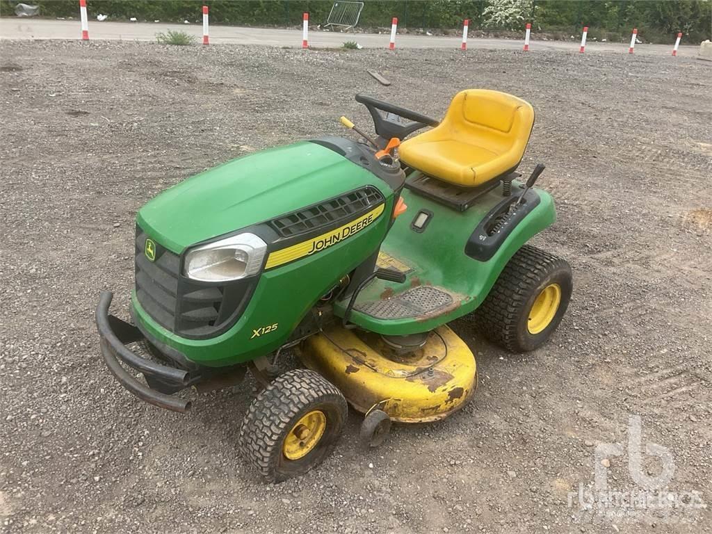 John Deere X125 Slåmaskiner