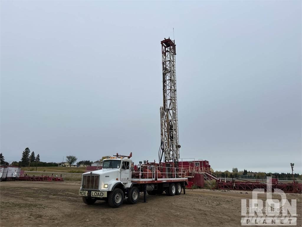 Kenworth T800 Borrigg lastebilmontert