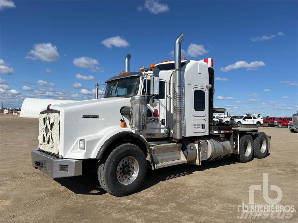 Kenworth T800 Flatvogn med vinsj