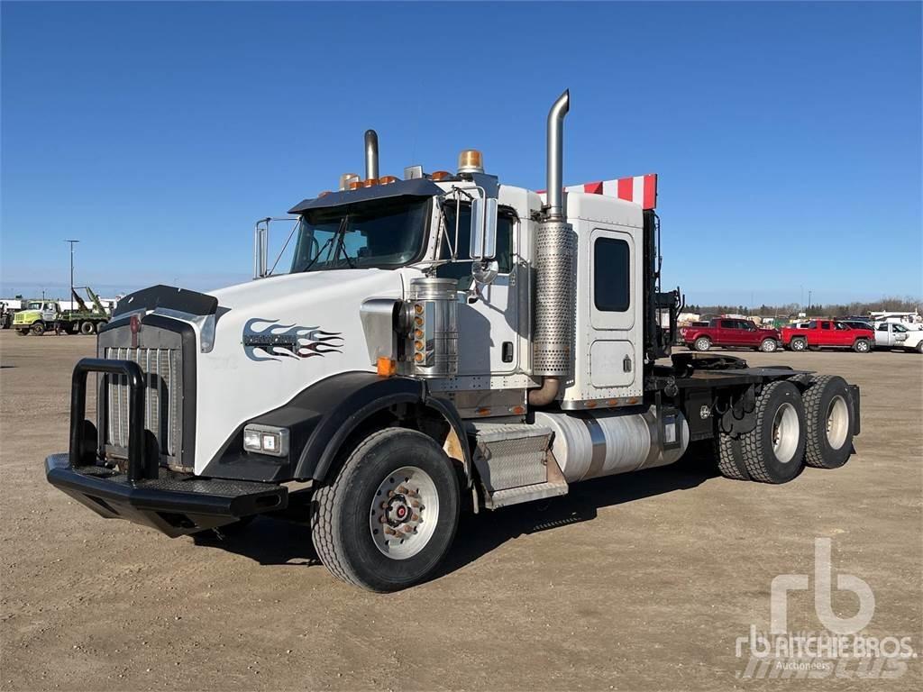 Kenworth T800B Flatvogn med vinsj