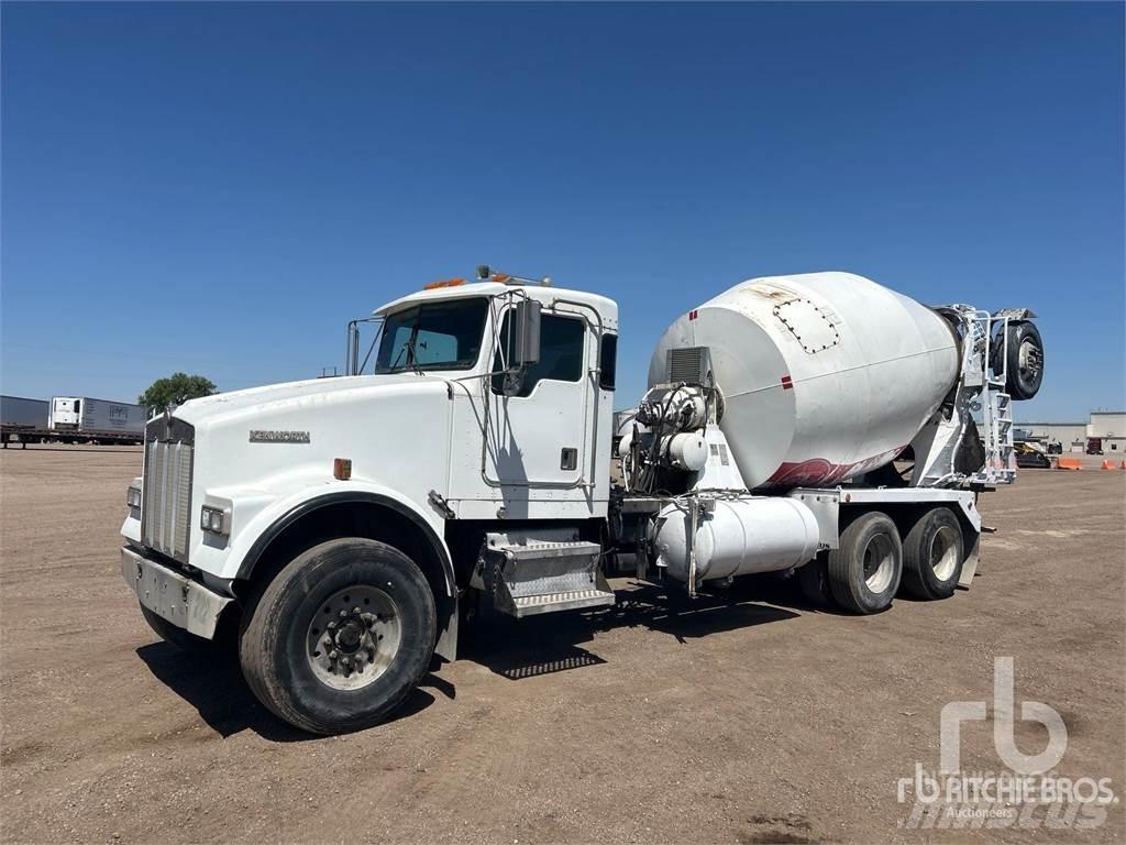 Kenworth W900 Betongbiler