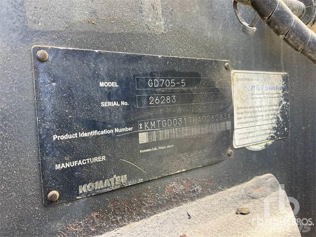 Komatsu GD705-5 Veihøvler
