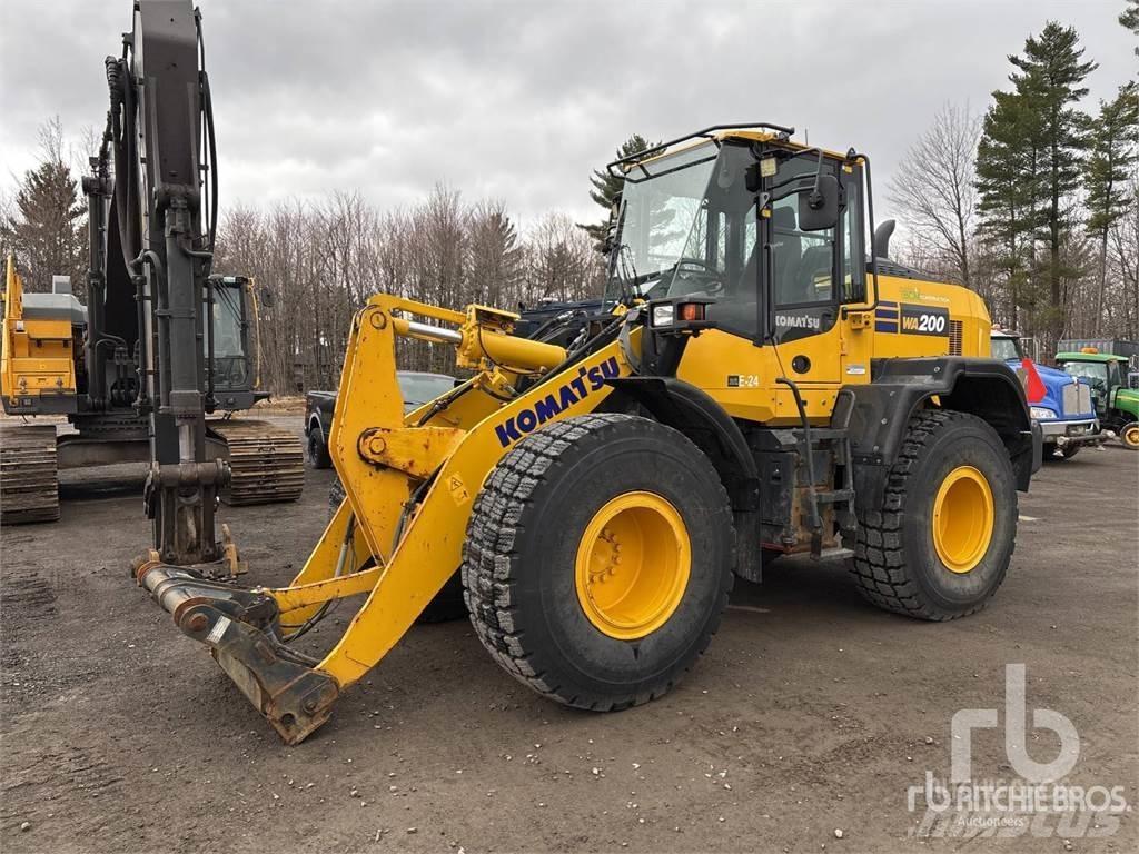 Komatsu WA200-8 Hjullastere