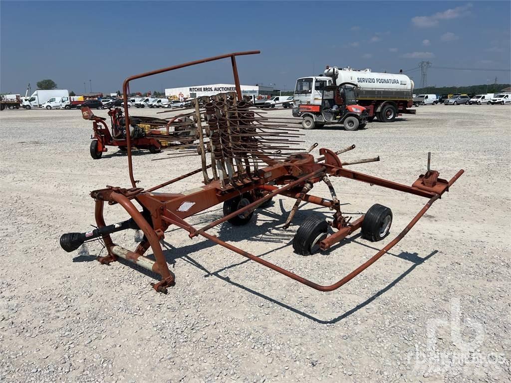 Kuhn GA381GM Raker og høyvendere