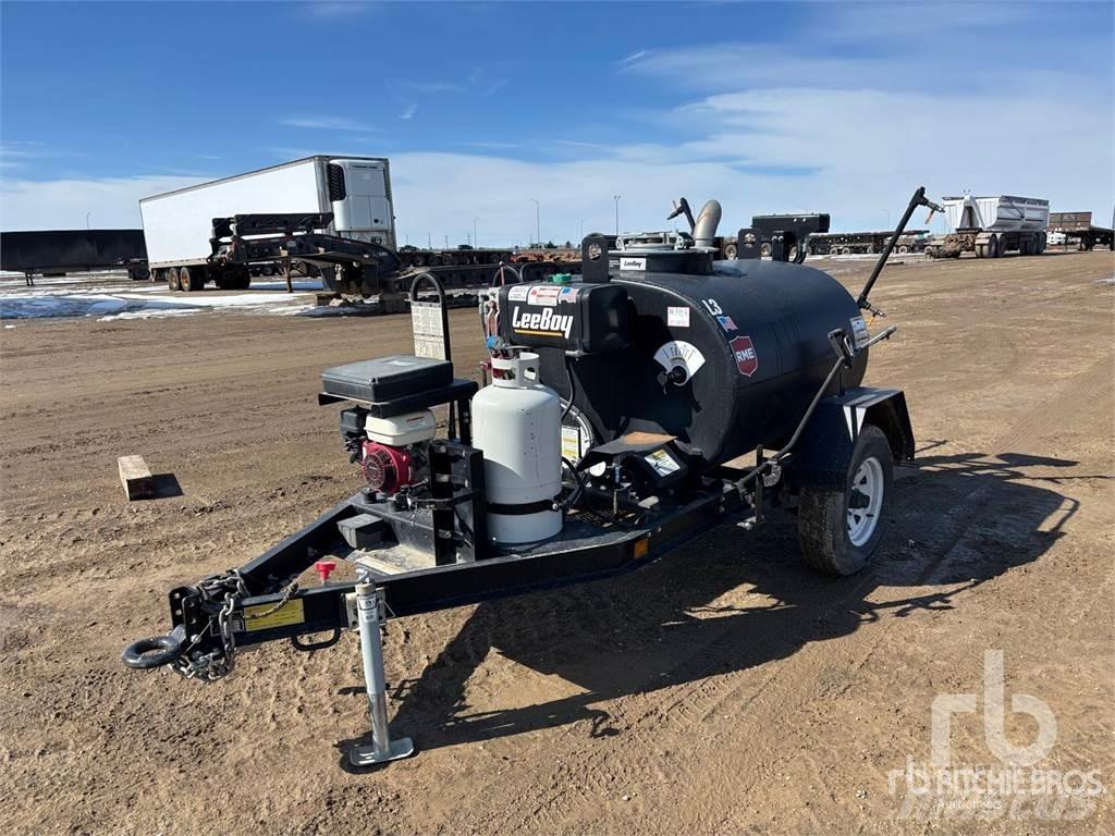 LeeBoy L300 Andre hengere