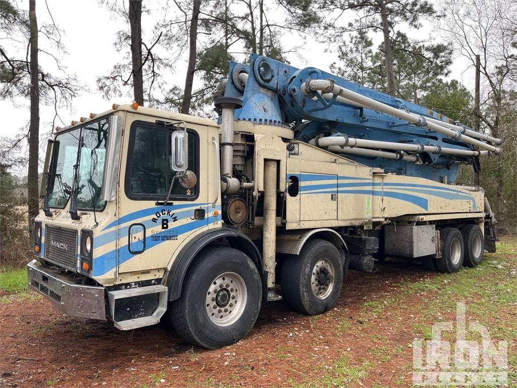 Mack 47M Betongbiler