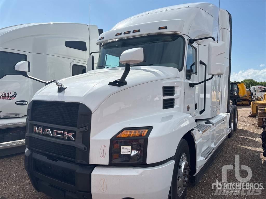 Mack AN64T Trekkvogner