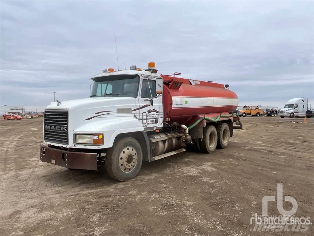 Mack CH613 Vanningsvogn for støvdemping