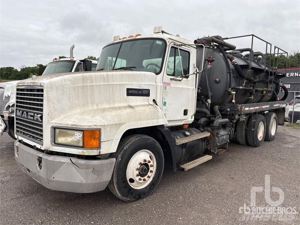 Mack CH613 Slamsugere