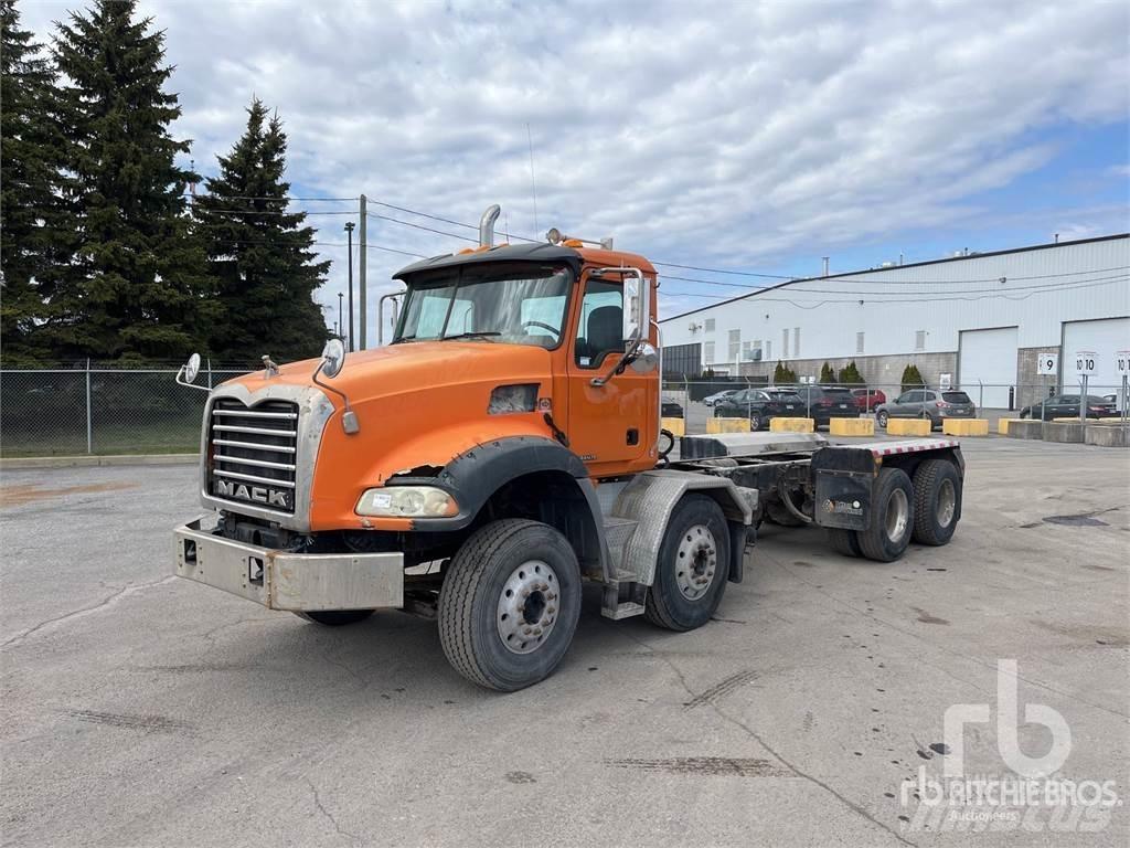 Mack CT713 Chassis