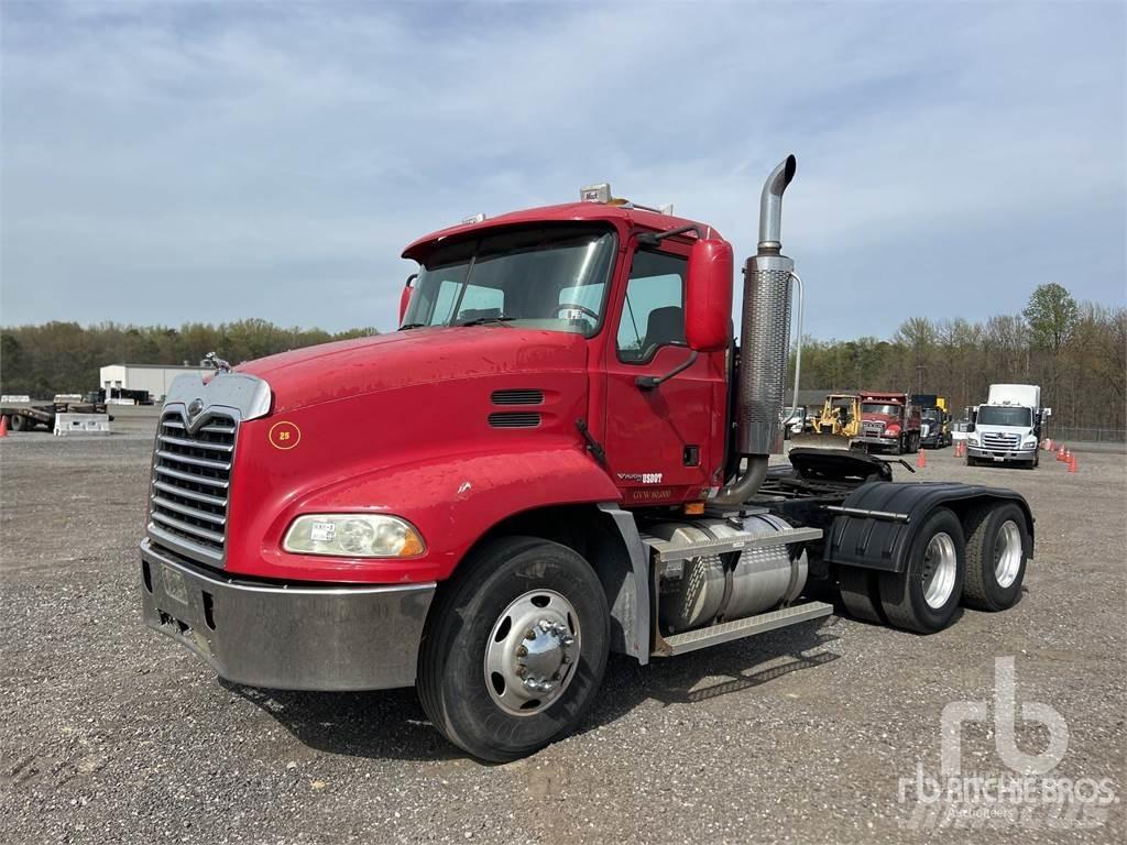 Mack CX613 Trekkvogner