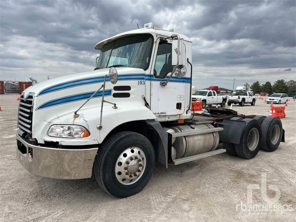 Mack CXP613 Trekkvogner