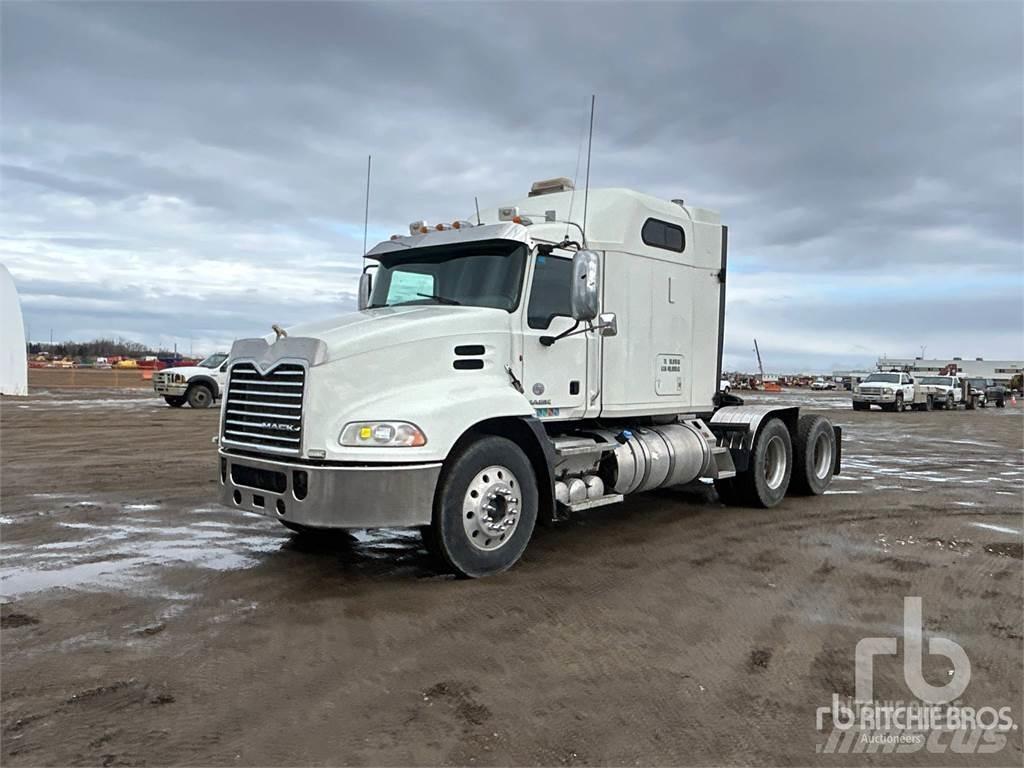 Mack CXU613 Trekkvogner