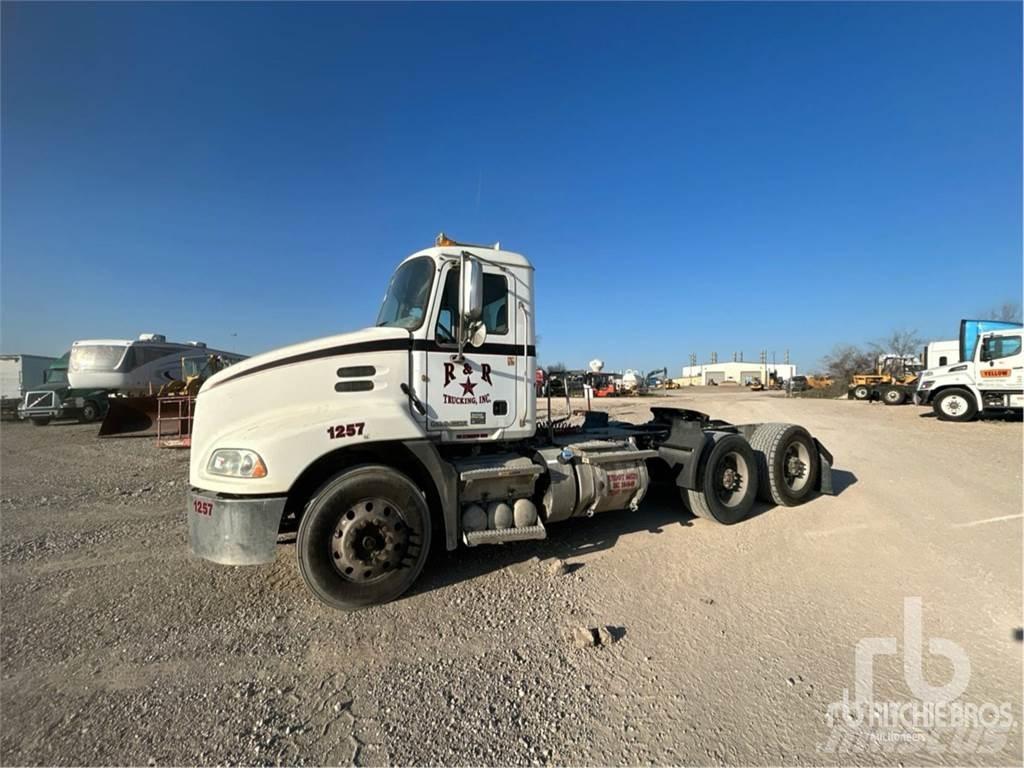 Mack CXU613 Trekkvogner