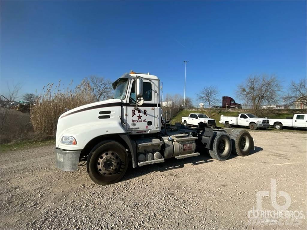 Mack CXU613 Trekkvogner