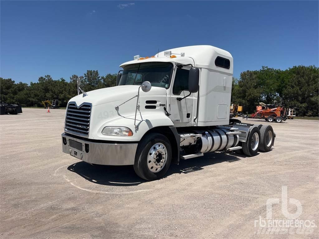 Mack CXU613 Trekkvogner