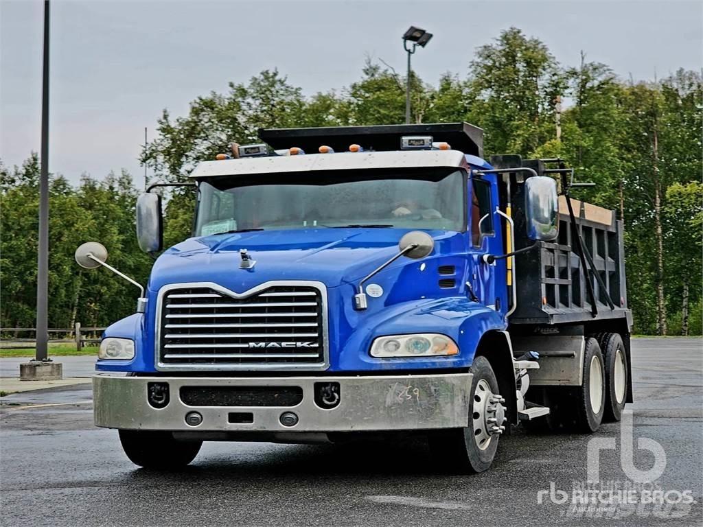 Mack CXU613T Tippbil