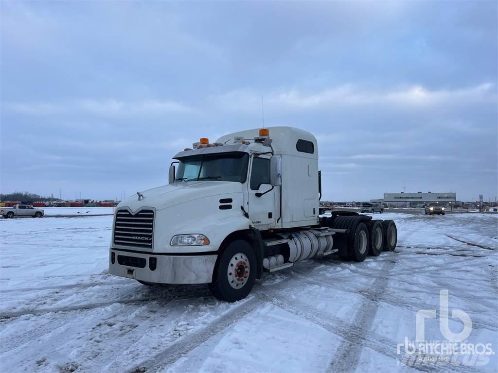 Mack CXU614 Trekkvogner