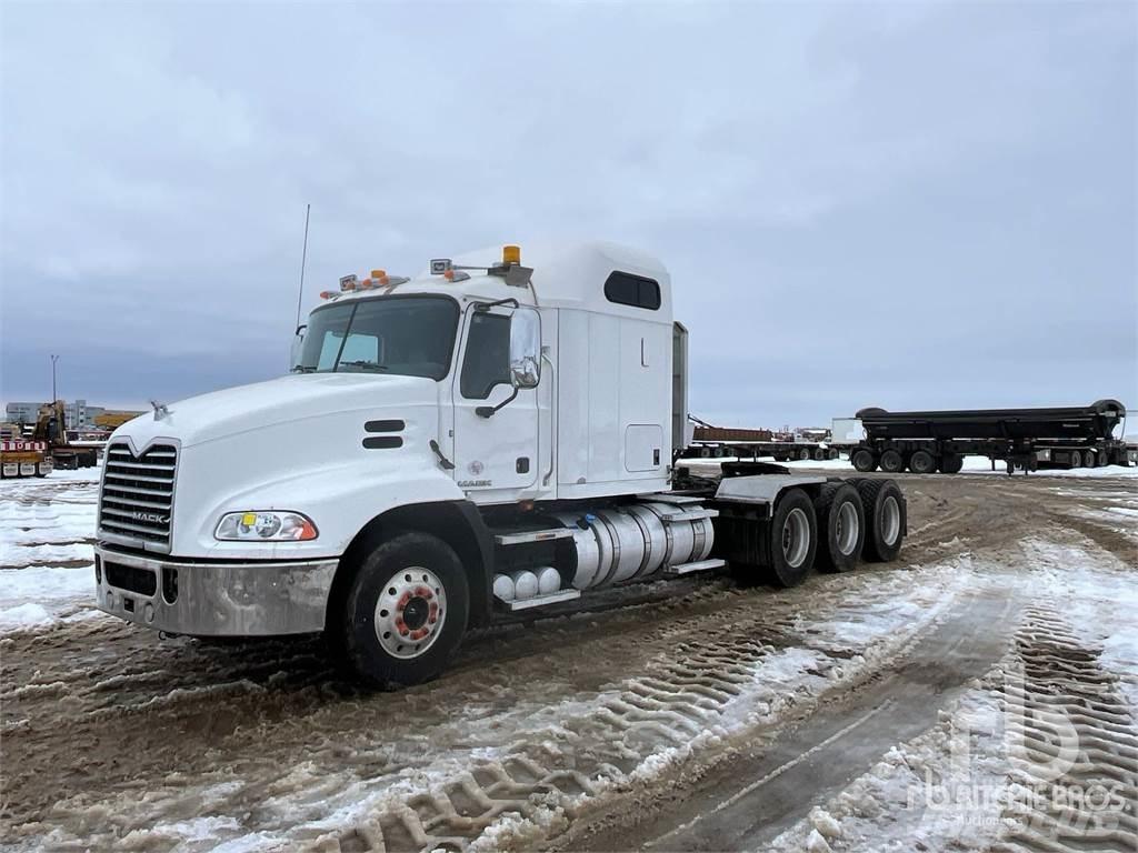 Mack CXU614 Trekkvogner