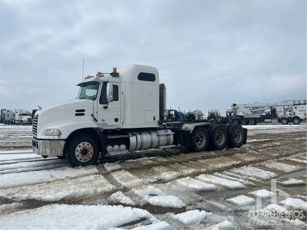 Mack CXU614 Trekkvogner