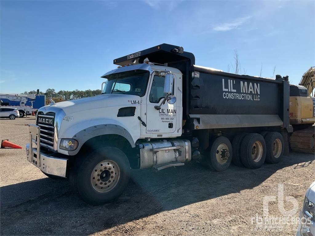 Mack GU713 Tippbil
