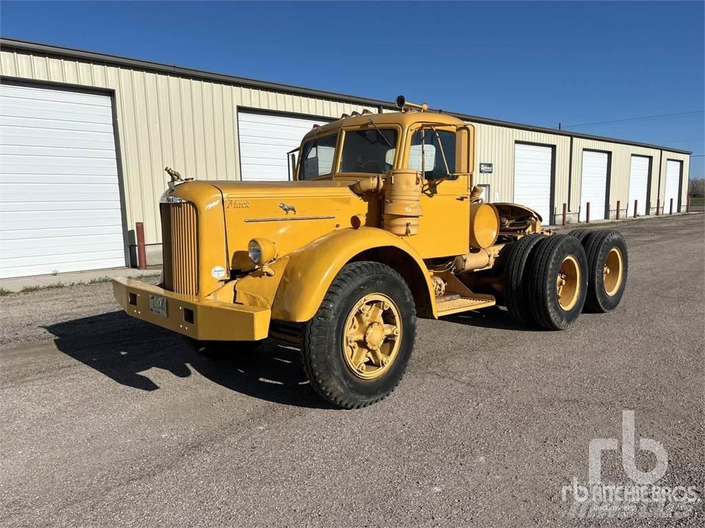 Mack LHSW Trekkvogner