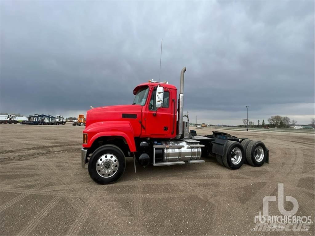 Mack PINNACLE Trekkvogner