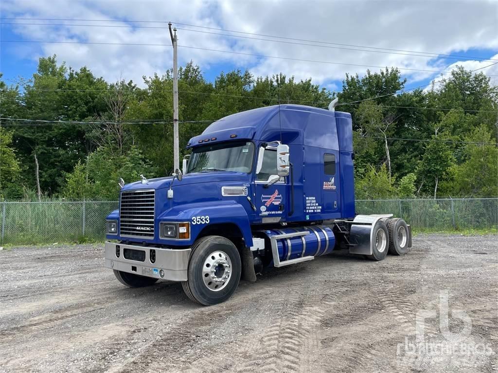 Mack PINNACLE Trekkvogner