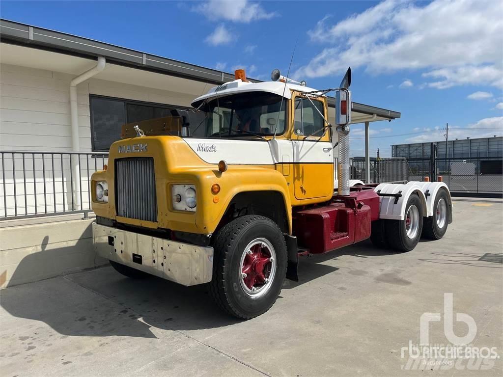 Mack R685RS Trekkvogner